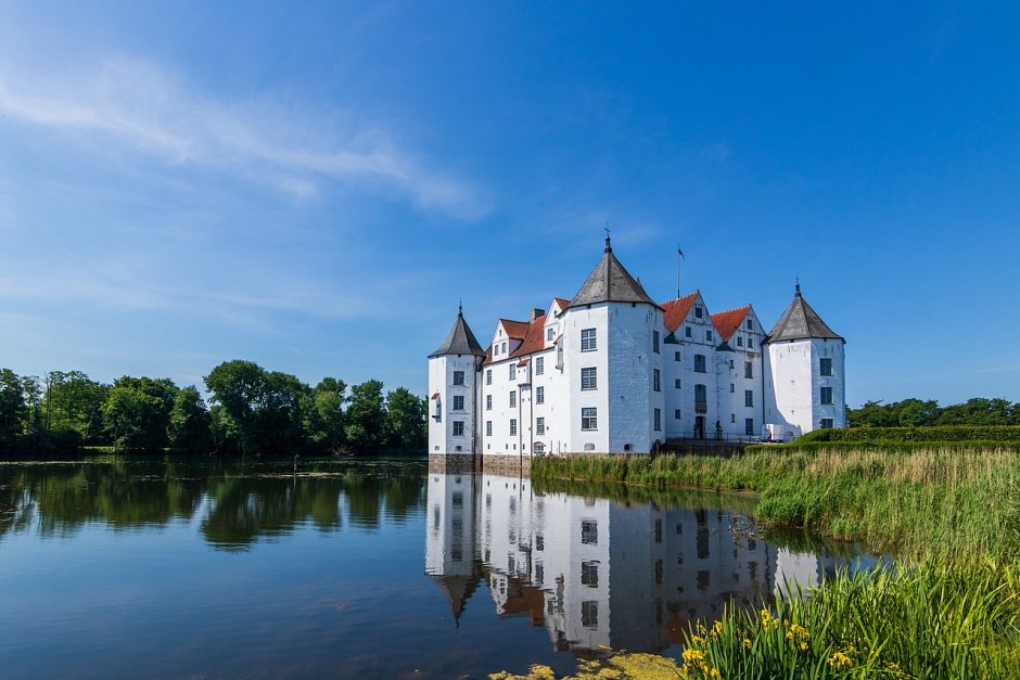 Шлезвиг-Гольштейн старинные замки