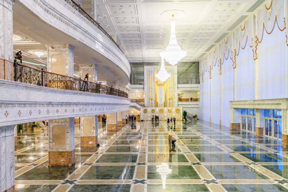 Президентский дворец Минск