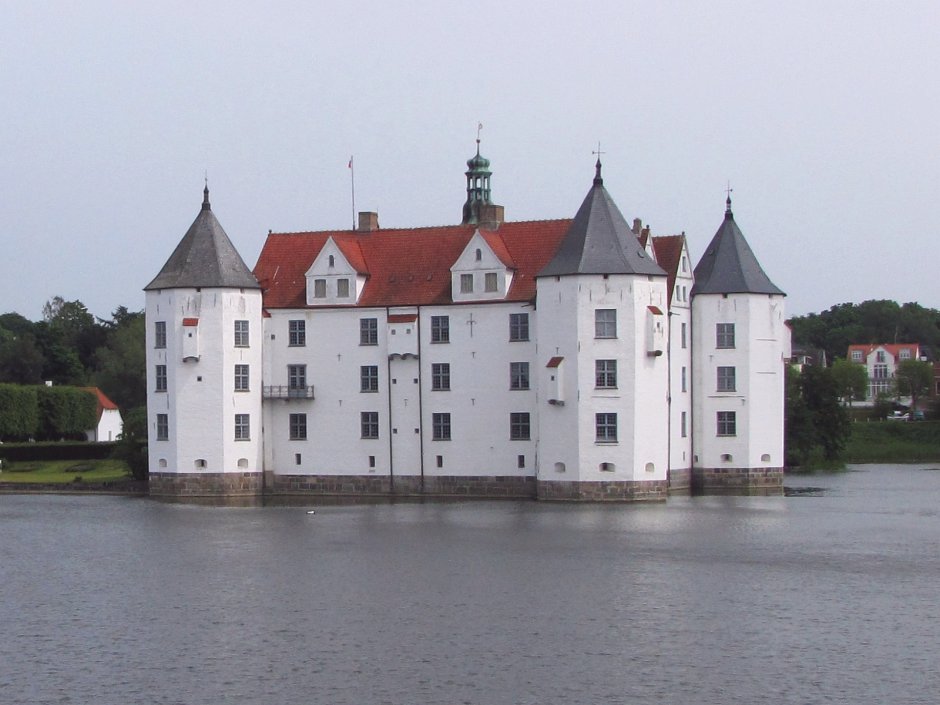 Замок Глюксбург интерьер