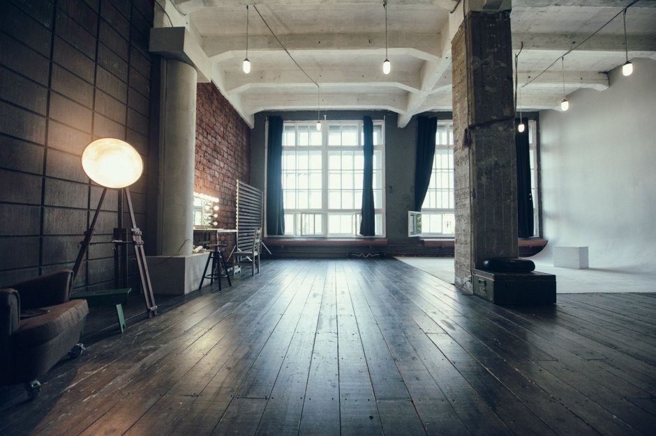Пустой интерьер лофт