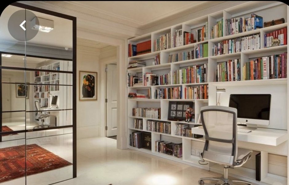 Книжный шкаф в кабинет