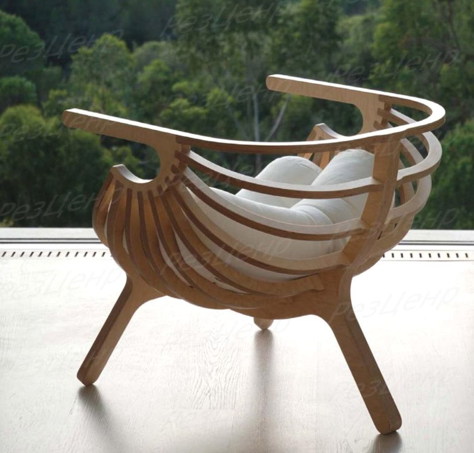 Relaxing Wood Chair