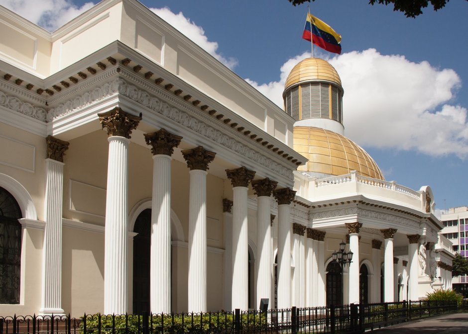 Дворец Кемадо Боливия