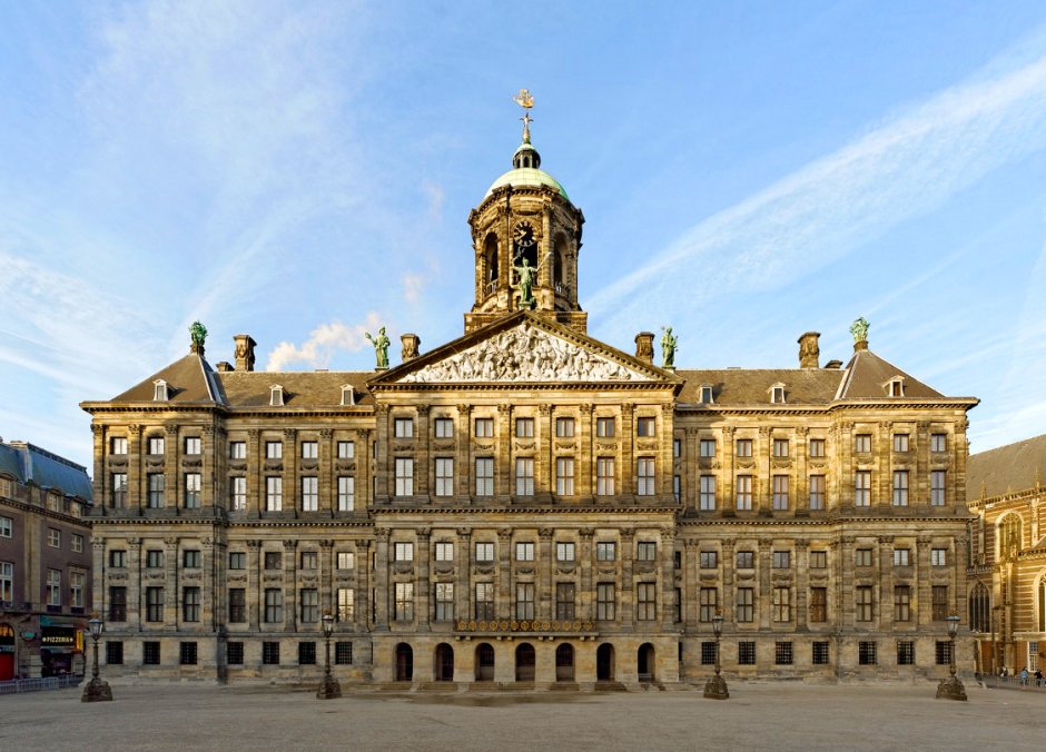 Королевский дворец Голландия