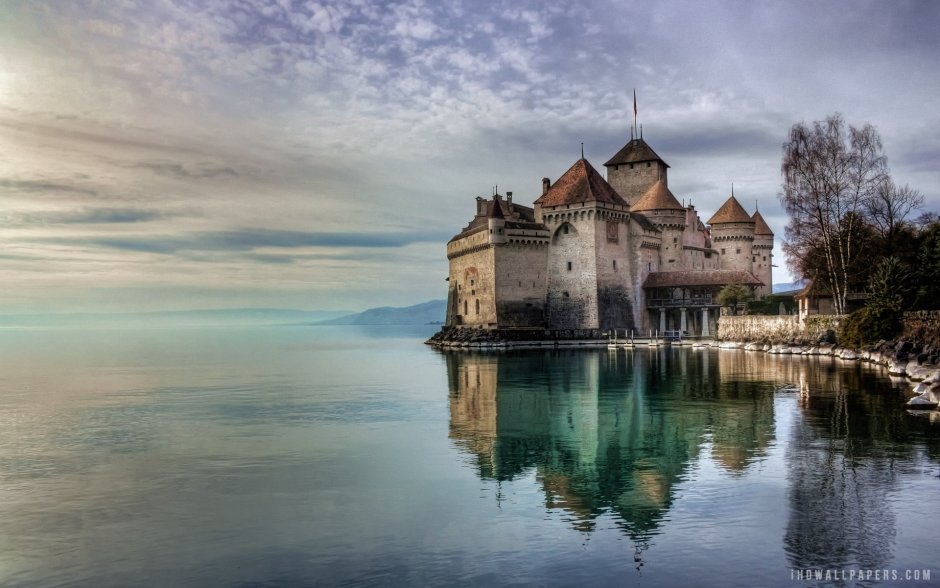 Шильонский замок, Женевское озеро, Швейцария.