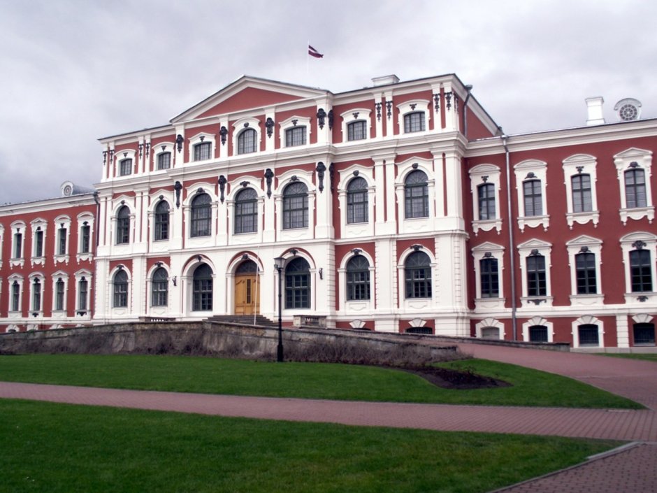 Митавский дворец Латвия