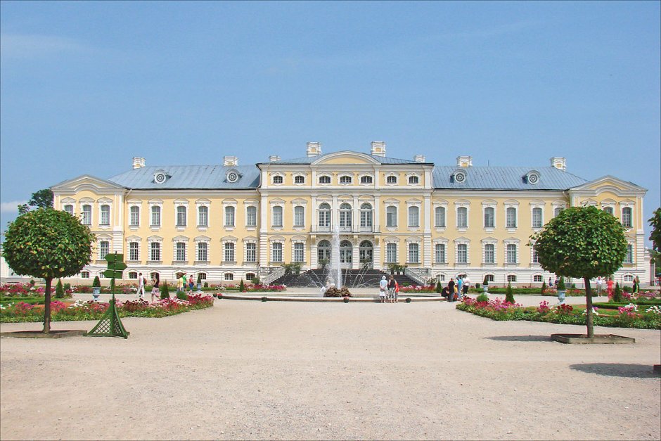 Митавский замок Растрелли