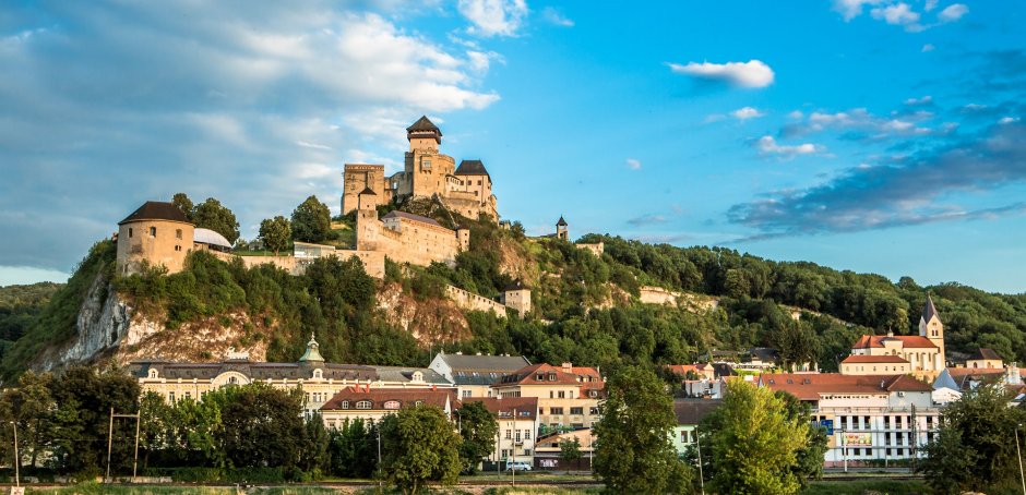 Замок-крепость Гогенцоллерн, Германия