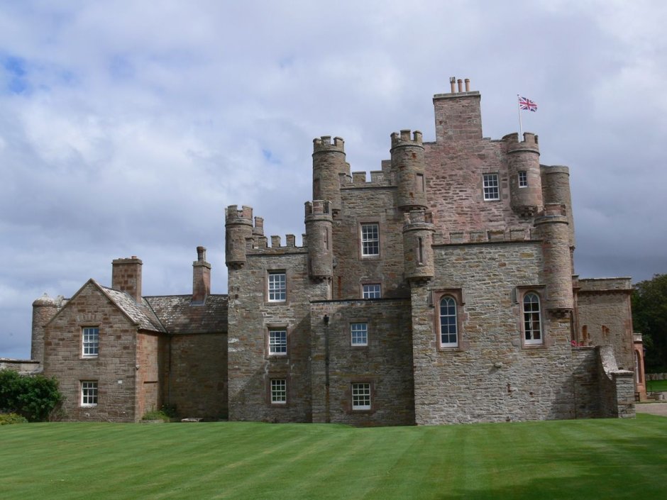 Замок Эмброуз Шотландия