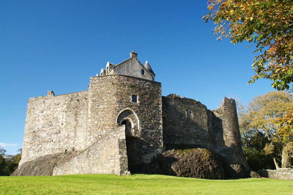 Замок Данноли Обан Шотландия