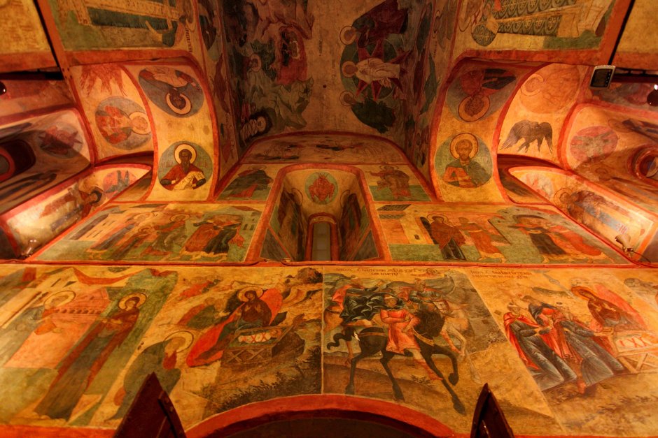 Успенский собор Московского Кремля внутри