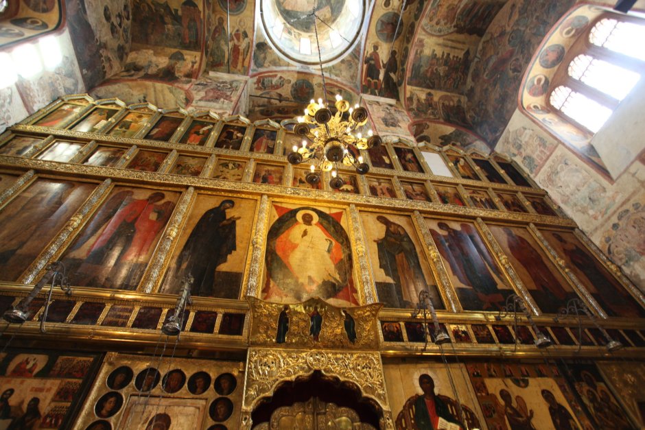 Иконостас церкви Ризоположения в Московском Кремле
