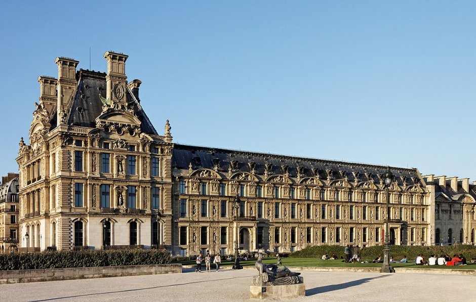 Замок Тюильри в Париже