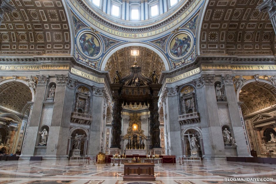 Папский дворец в Ватикане внутри