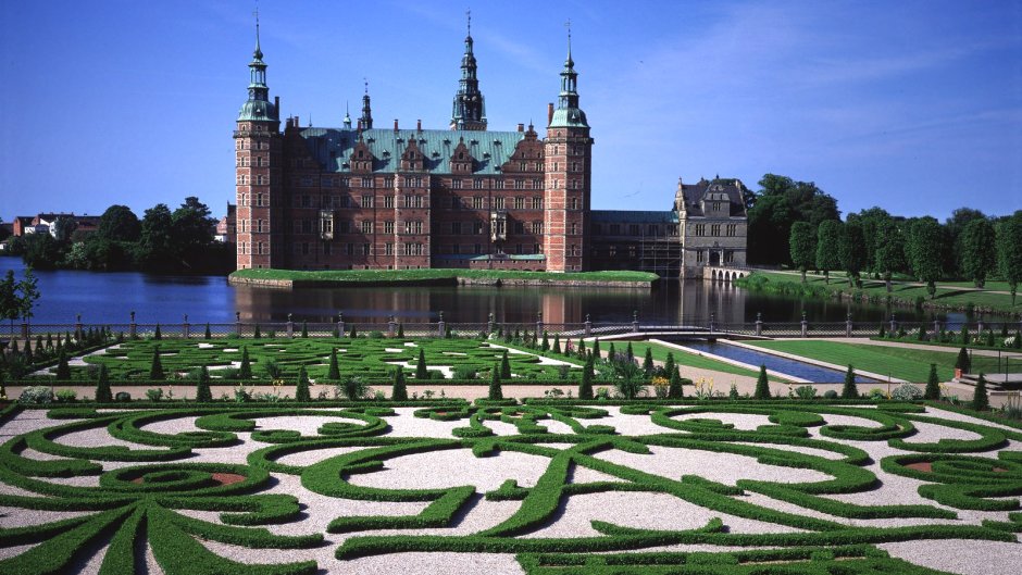 Дворец Амалиенборг Дания