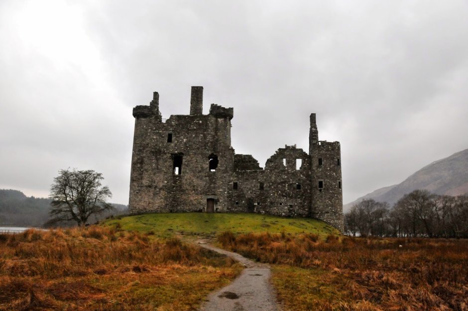 Замок Равенсвуд Шотландия