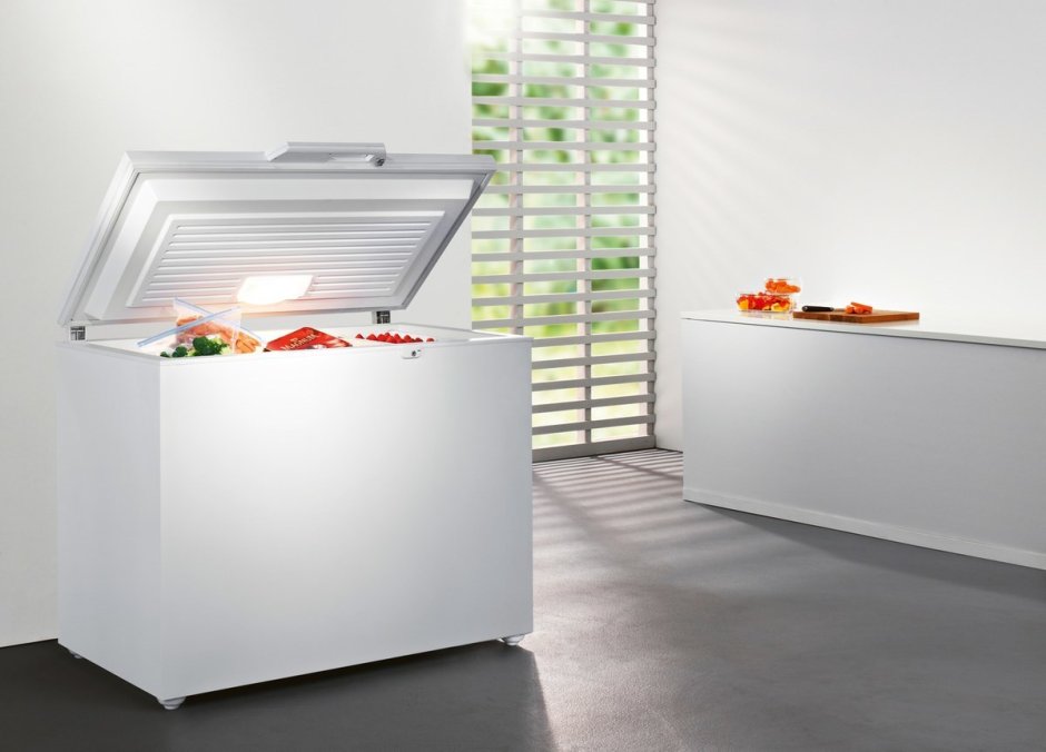 Холодильник на балконе