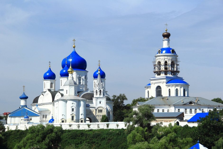 Свято Боголюбовский монастырь