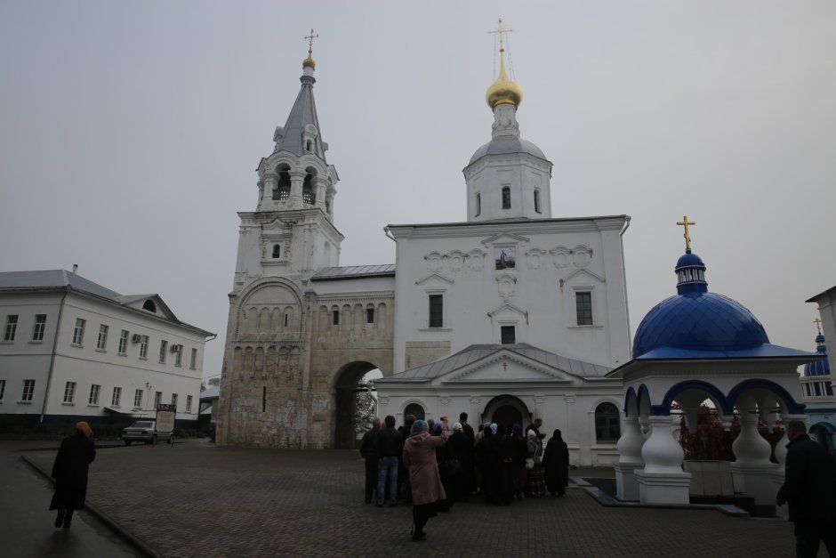 Белокаменный дворец Андрея Боголюбского