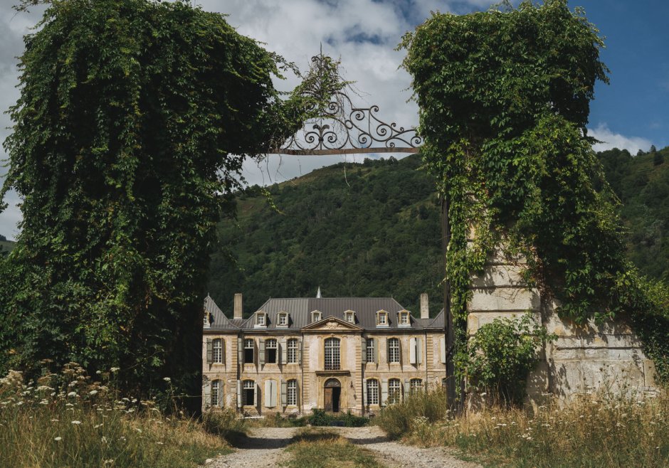 Chateau de GUDANES Франция