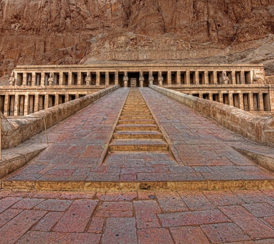 Луксор храм Хатшепсут внутри