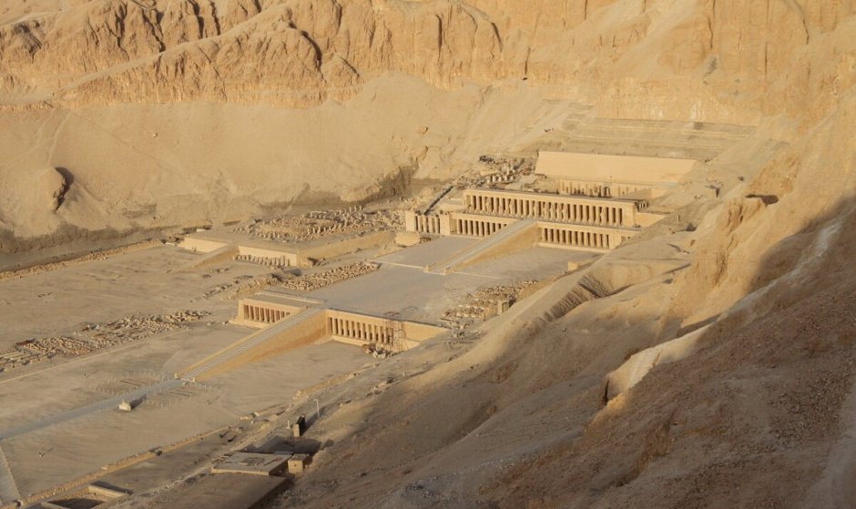 Замурованные обелиски Хатшепсут