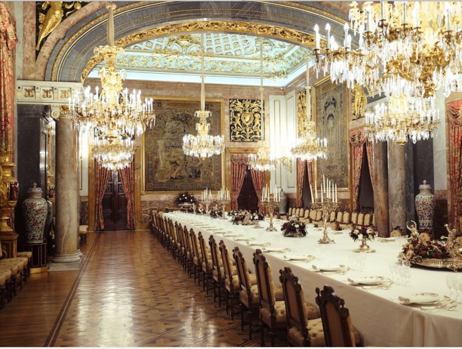 Королевский дворец в Мадриде зал Гаспарини