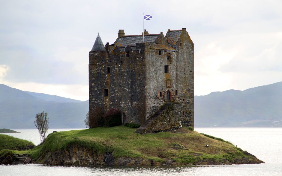 Замок сталкер, лох-Линне, Шотландия