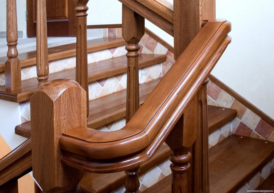 Поручень для лестницы деревянные