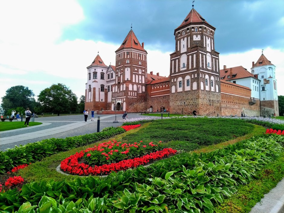 Майнкрафт Castle Medieval