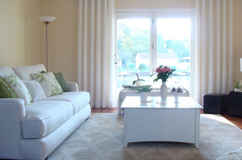 Жалюзи в гостиную