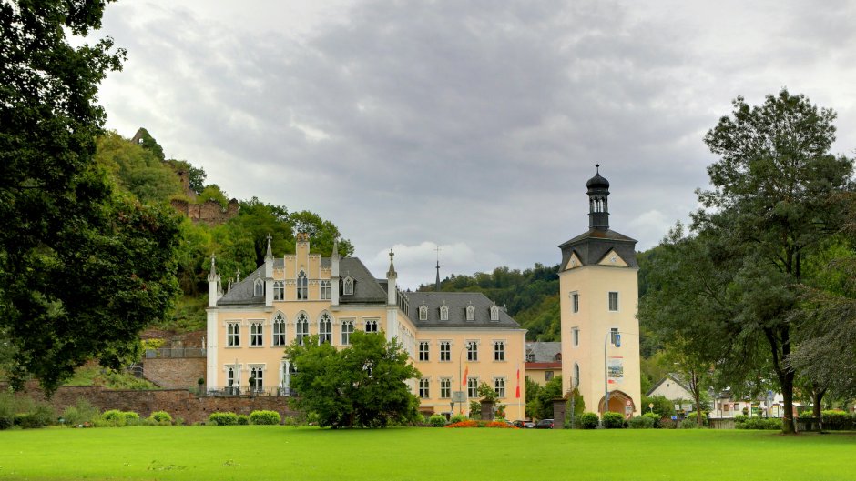 Германия замок Ранис