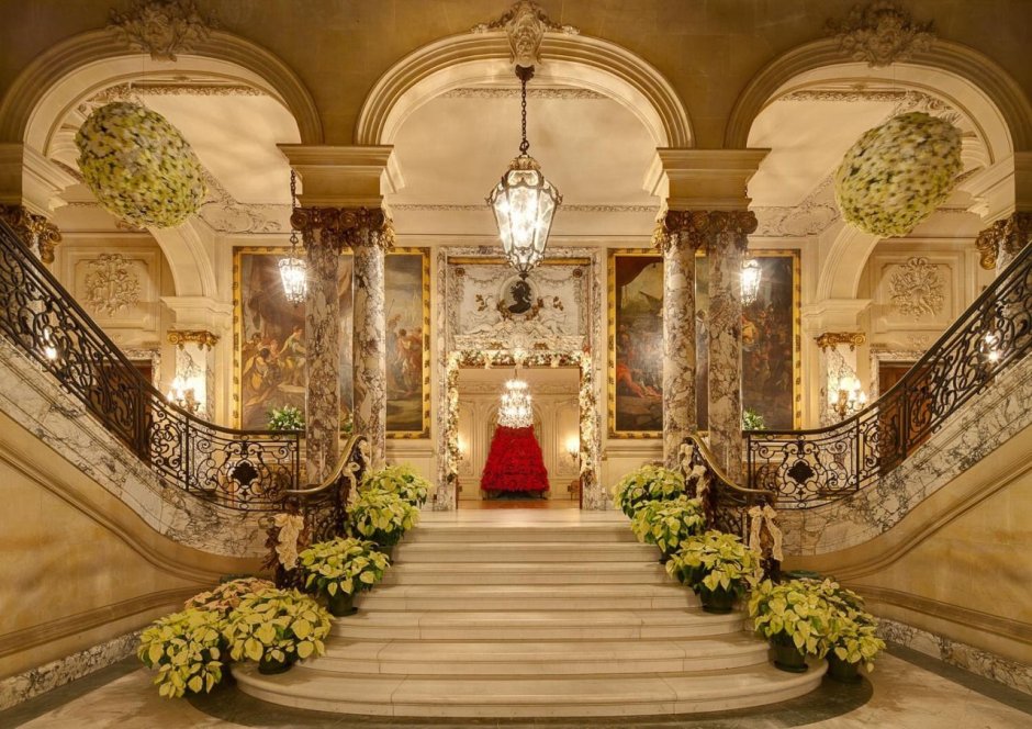 Отель Метрополь мраморная лестница