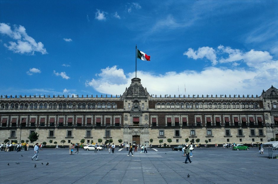 Дворец президента Мехико