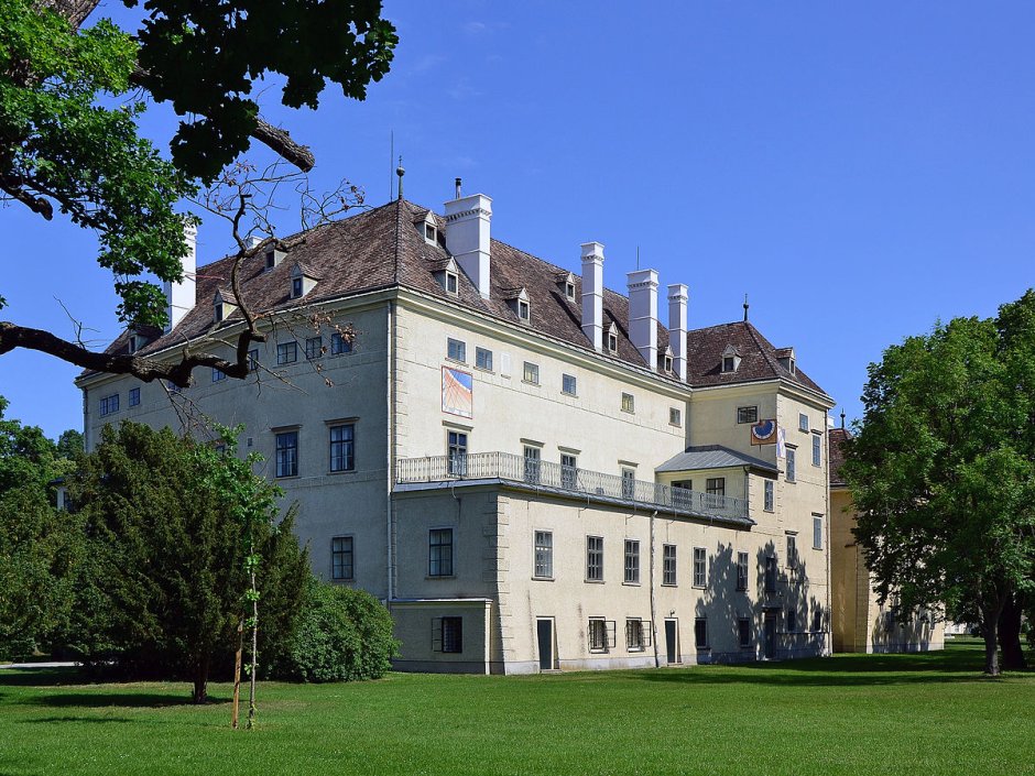 Лаксенбург Австрия замок