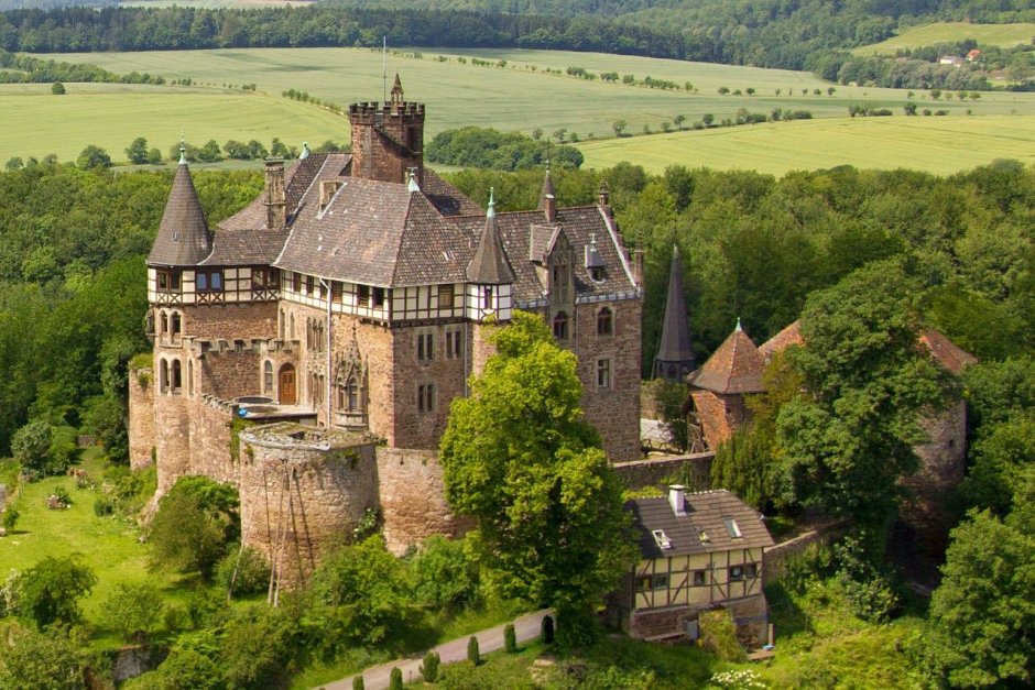 • Замок Бирсель в Бельгии