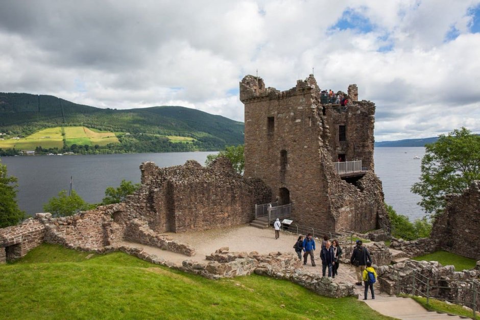 Замок Аркарт в Шотландии