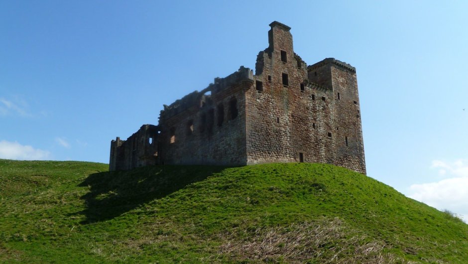 Средневековый заброшенный замок Потсдам
