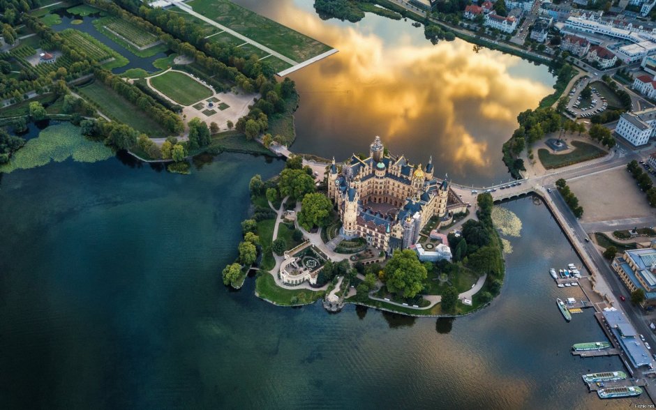 Шверинский замок (Schweriner Schloss), Германия