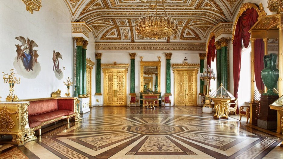 Тронный зал Букингемского дворца