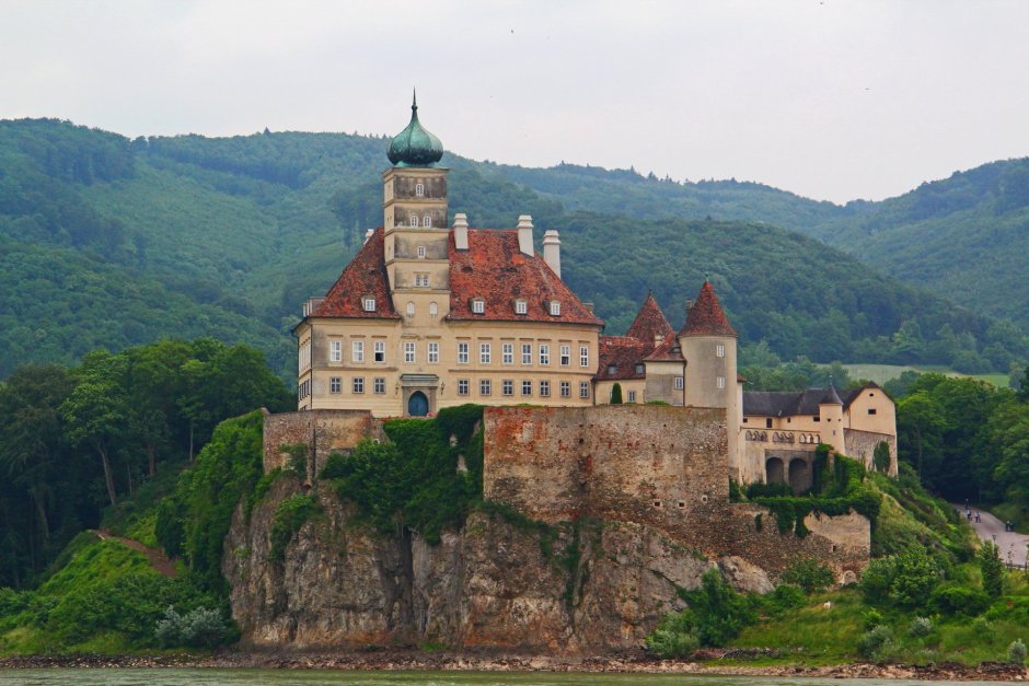 Замки Австрии Кронценштайн