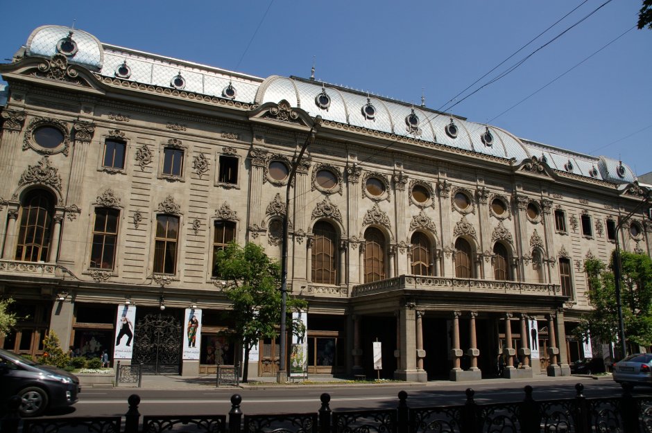 Проспект Руставели Тбилиси правительство