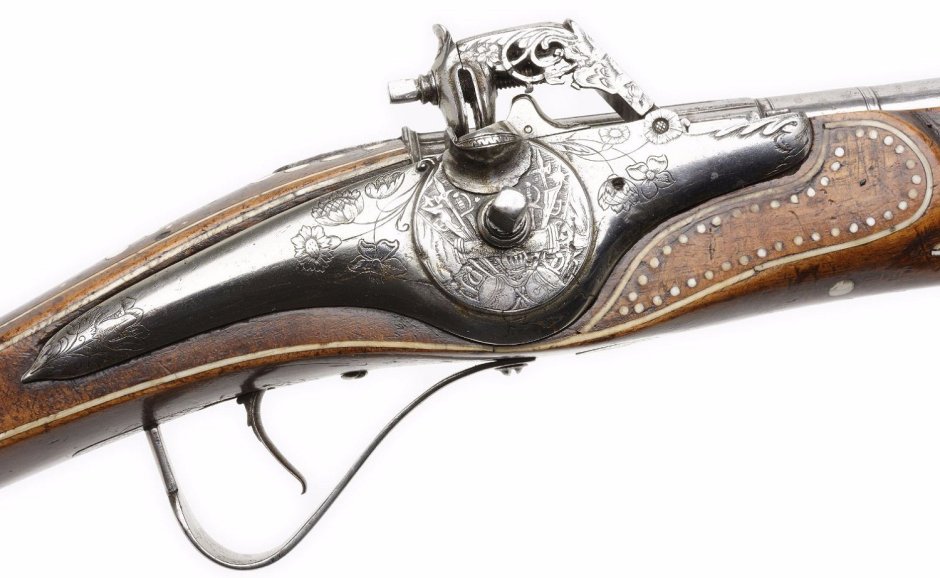 Колесцовый многоствольный пистолет 17 века