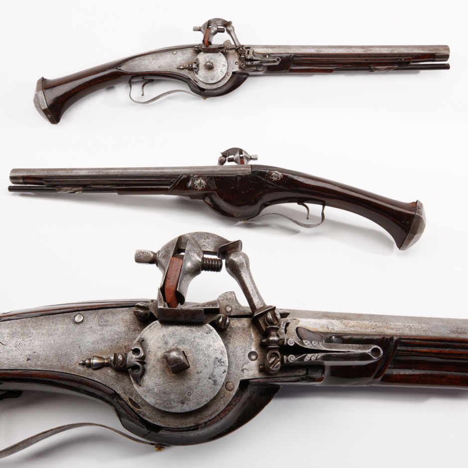 Пистолет с кремневым замком 18 век