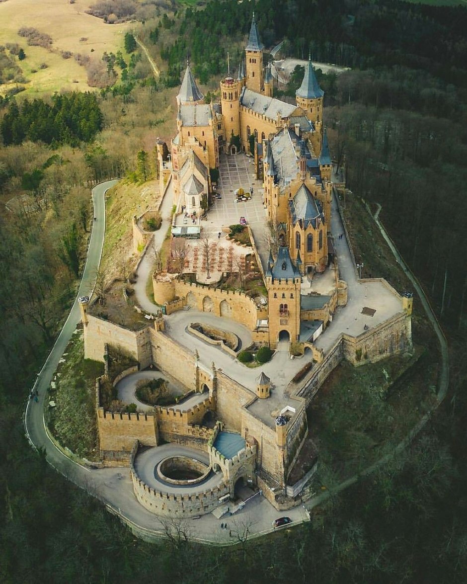 Архитектура замков средневековья