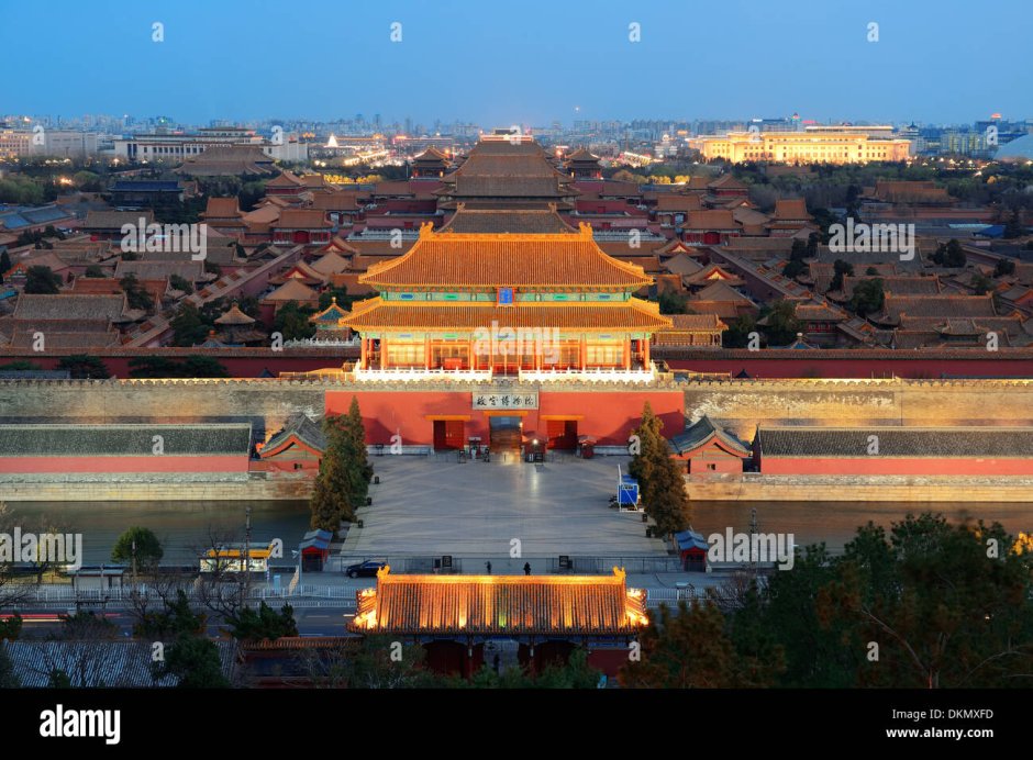 Гробницы императоров династии мин и Цин (Пекин)