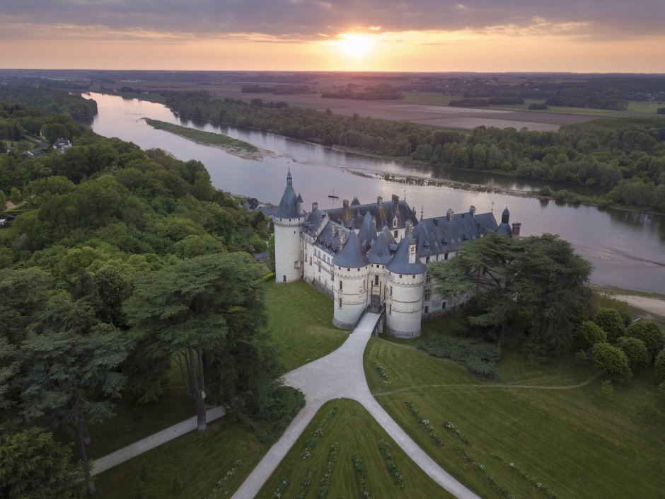 Замок Левашова во Франции квадратных метров