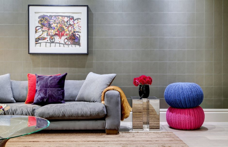 Современные подушки на диван