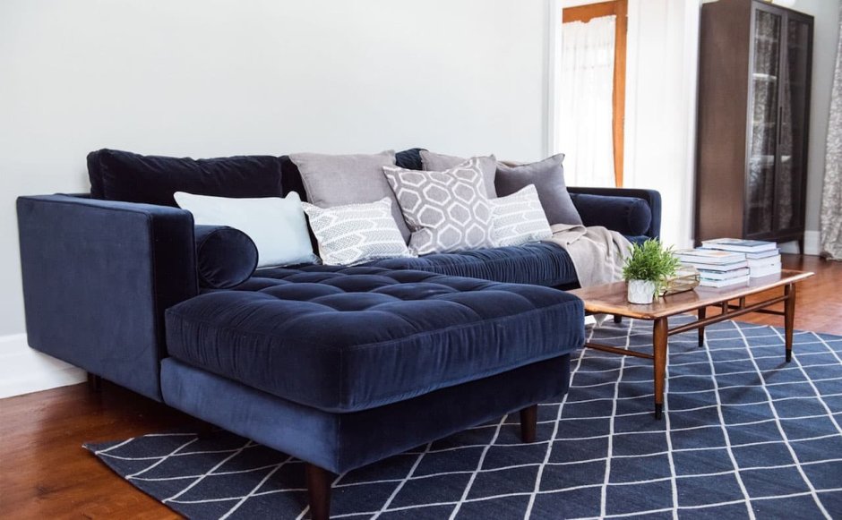 Диван из велюра