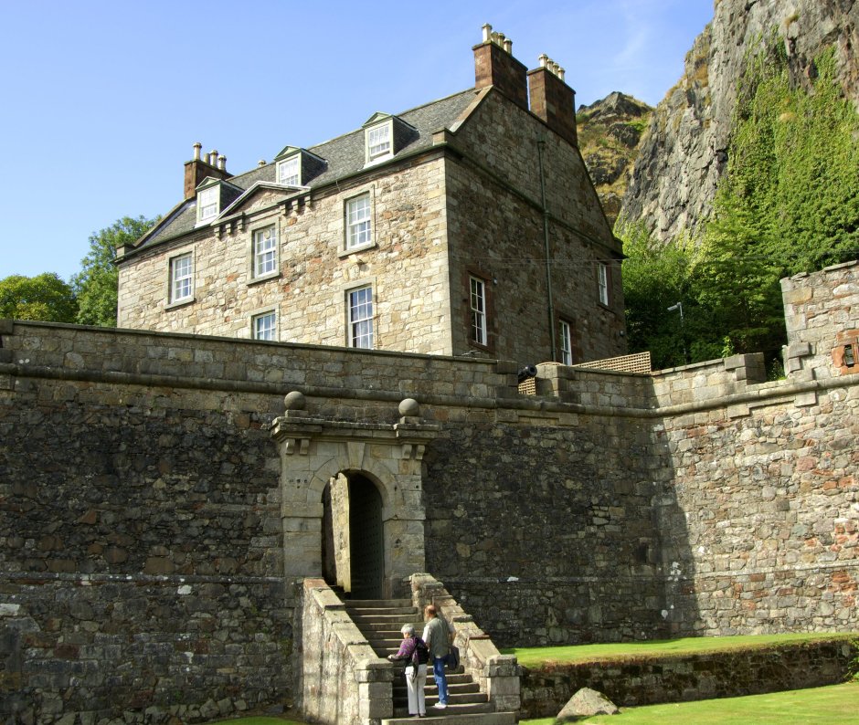 Castles near Scotland Glasgow